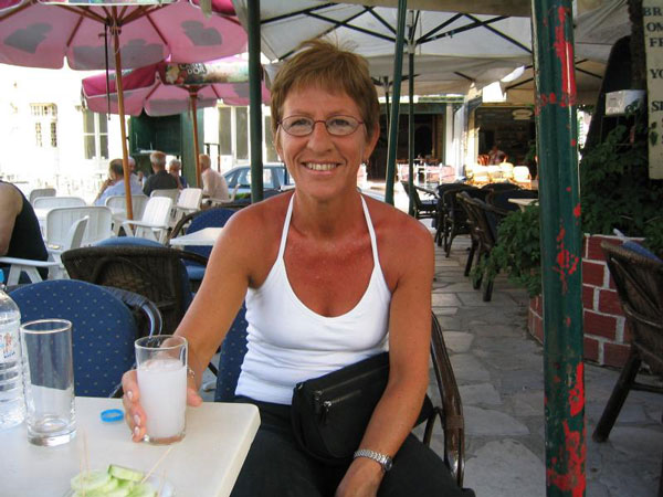 Gott med en svalkande ouzo